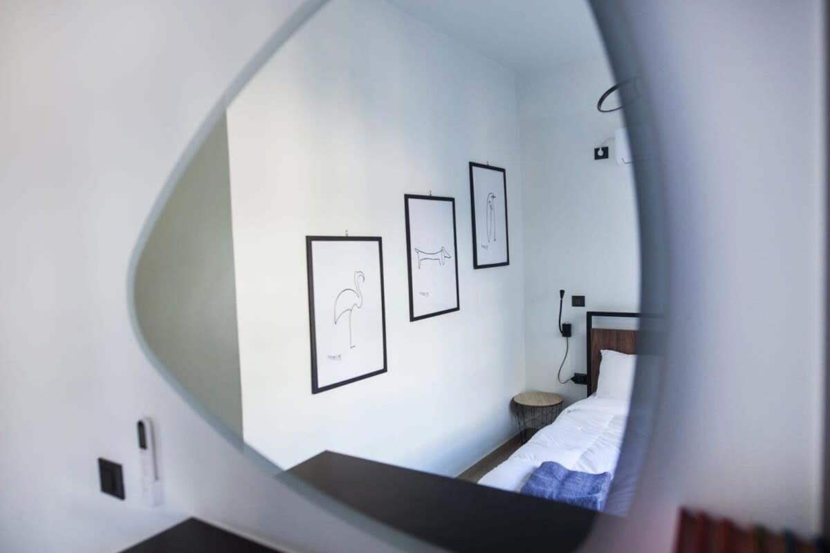 Beautiful Elegant Apartment Next To Monastiraki Atenas Exterior foto