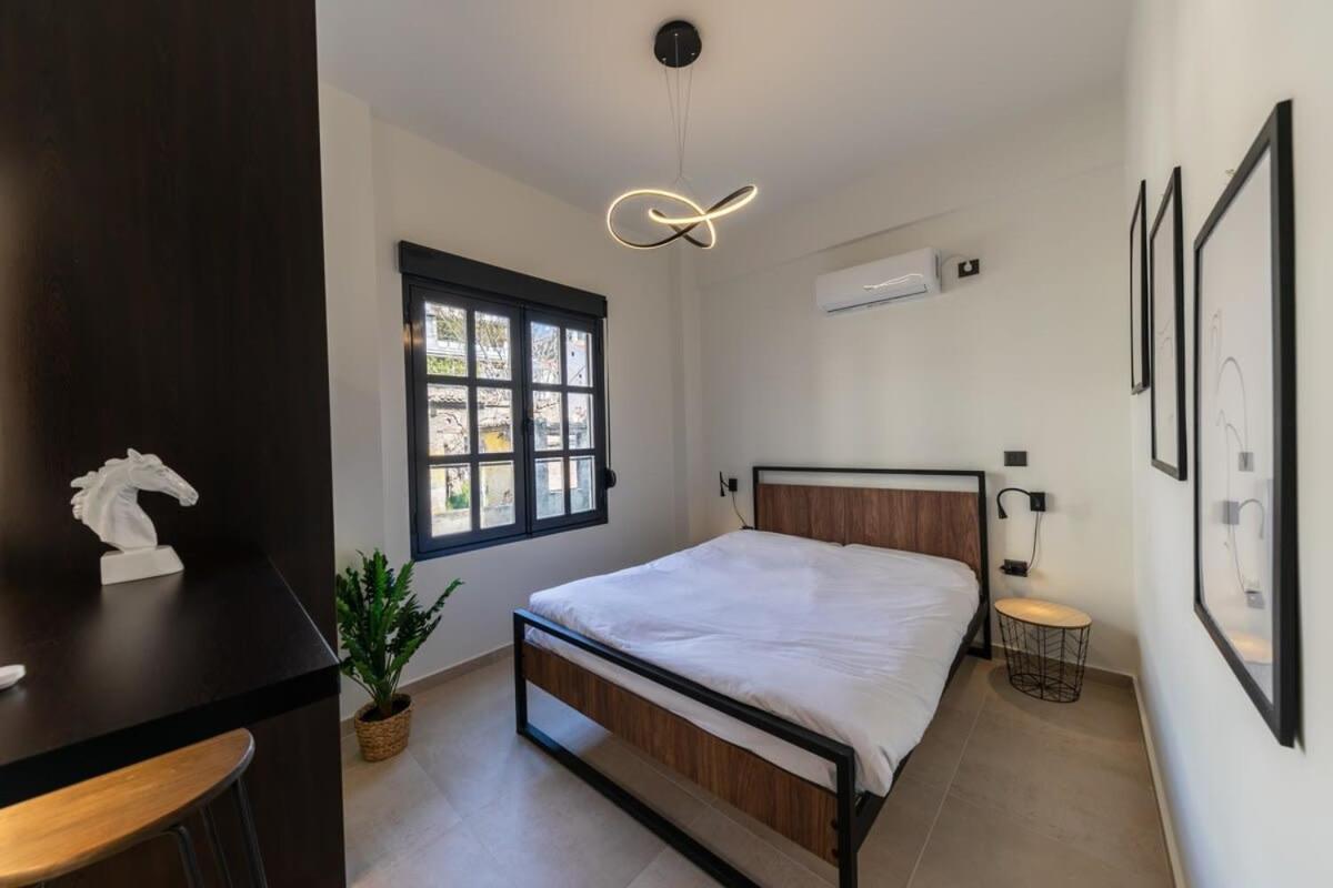 Beautiful Elegant Apartment Next To Monastiraki Atenas Exterior foto